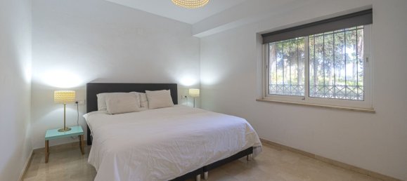 1 bedroom Apartment in Marbella, Spain No. 33437 7