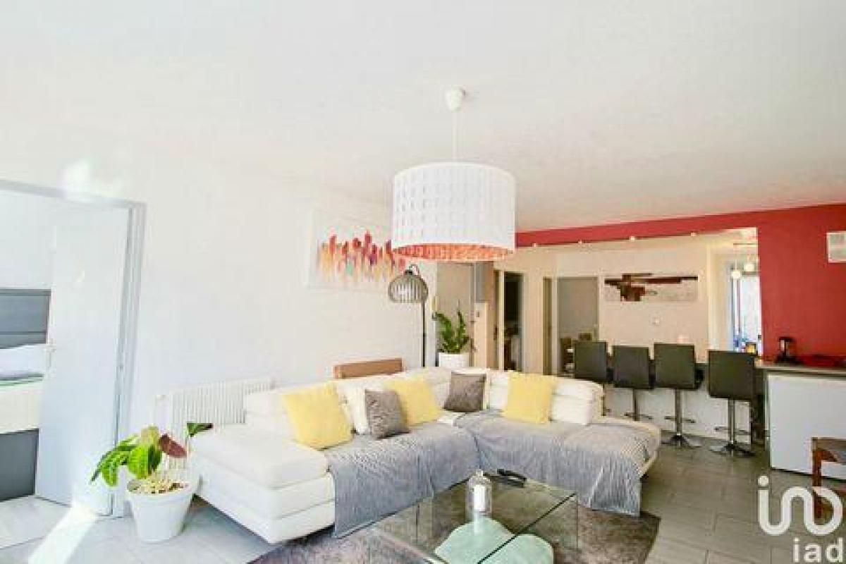 3 bedrooms Condo in Toulouse, France No. 35768