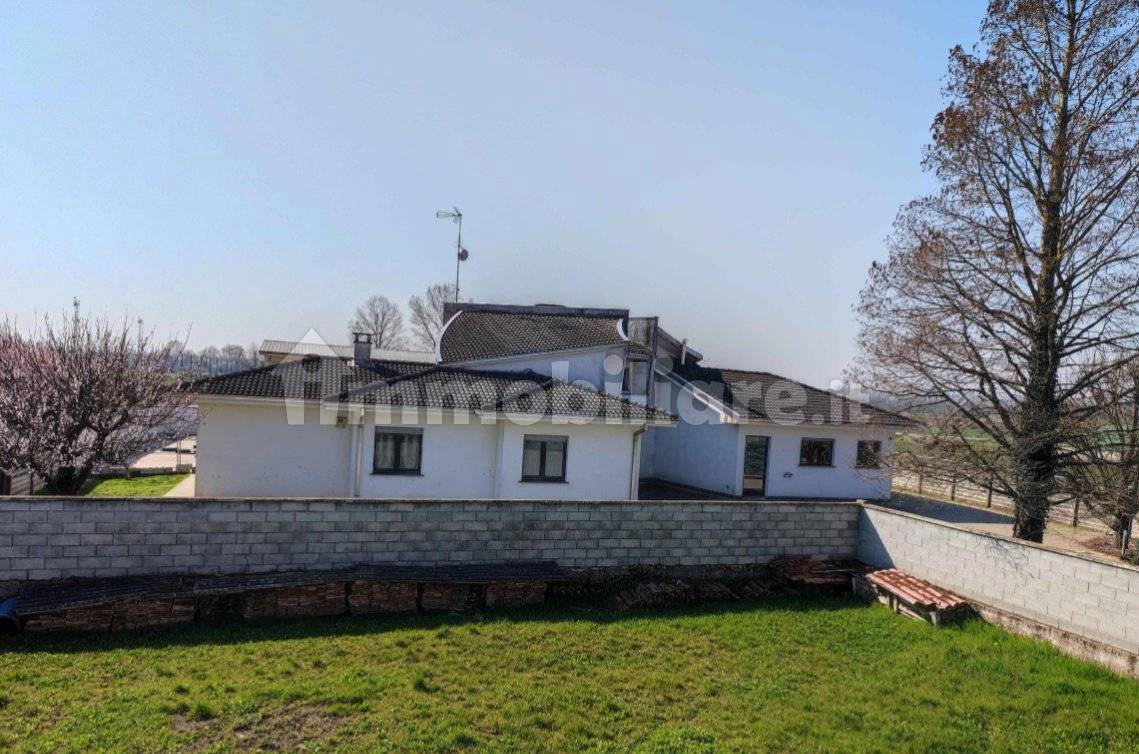Casa T3 em Suardi, Italy N.º 308352