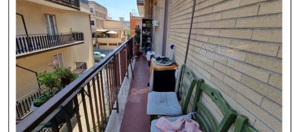 3 rooms Apartment in Rome, Italy No. 200862 8