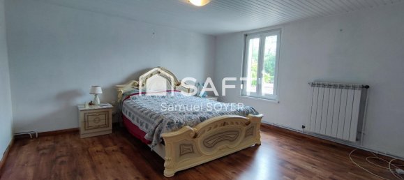 Casa de 4 dormitorios en Tergnier, France No. 65392 10