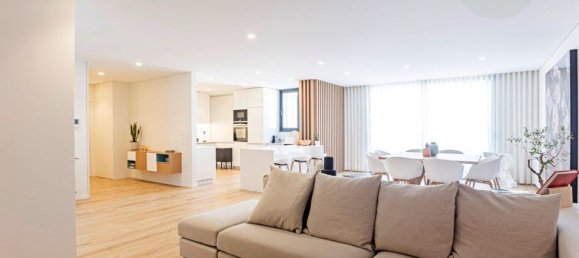 Apartamento de 4 dormitorios en Matosinhos, Portugal No. 112743 7