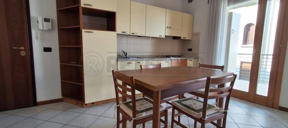 1 bedroom Apartment in Vicenza, Italy No. 259514 2
