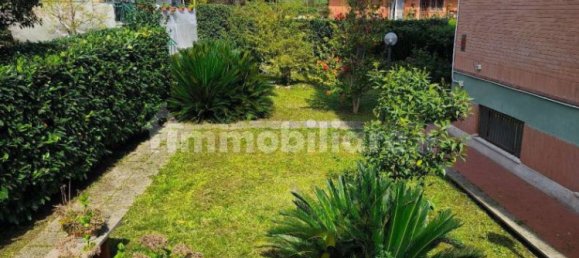 2 bedrooms Apartment in Rome, Italy No. 250922 20