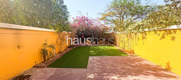 Таунхаус с 1 спальней в Jumeirah Village Triangle, ОАЭ № 99237 2