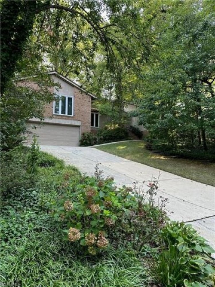 4 bedrooms House in Greensboro, USA No. 422780