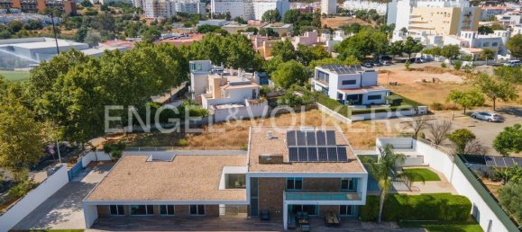 5 Schlafzimmer Villa in Alvor, Portugal, Nr. 237510 39