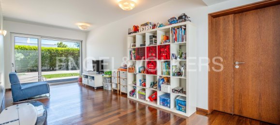 5 Schlafzimmer Villa in Alvor, Portugal, Nr. 237510 16