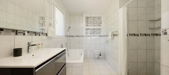 Casa de 4 dormitorios en Marbella, Spain No. 180793 15