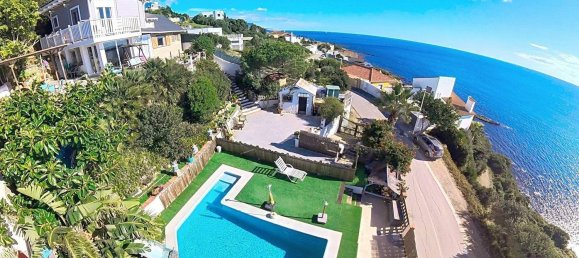 2 bedrooms House in Cadiz, Spain No. 148631 3