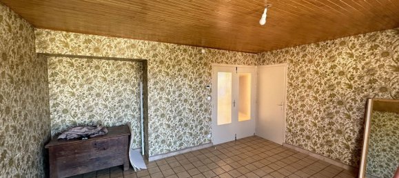 4 bedrooms House in Ussel, France No. 113246 5