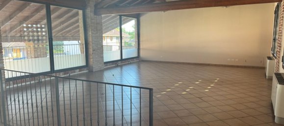 Propriété commerciale à Livraga, Italy 400m² No. 364596 15