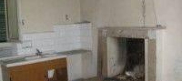 5 rooms House in Massarosa, Italy No. 28746 6