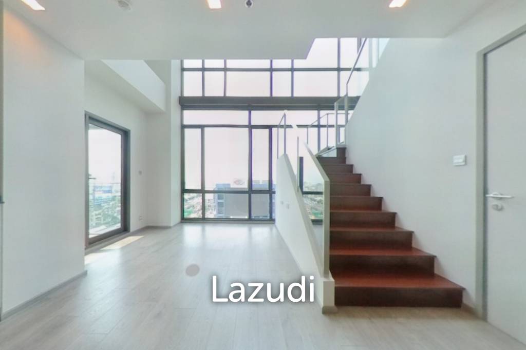 2 bedrooms Duplex in Bangkok, Thailand No. 17778
