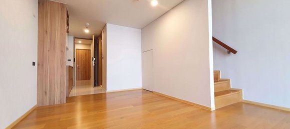 1 bedroom Duplex in Watthana, Thailand No. 9492 4