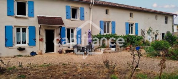 4 Schlafzimmer Haus in Deux-Sevres, France, Nr. 305718 14