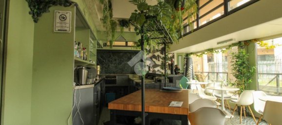 2 rooms Commercial property in Bergamo, Italy No. 66742 11