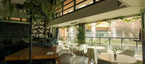 2 rooms Commercial property in Bergamo, Italy No. 66742 5