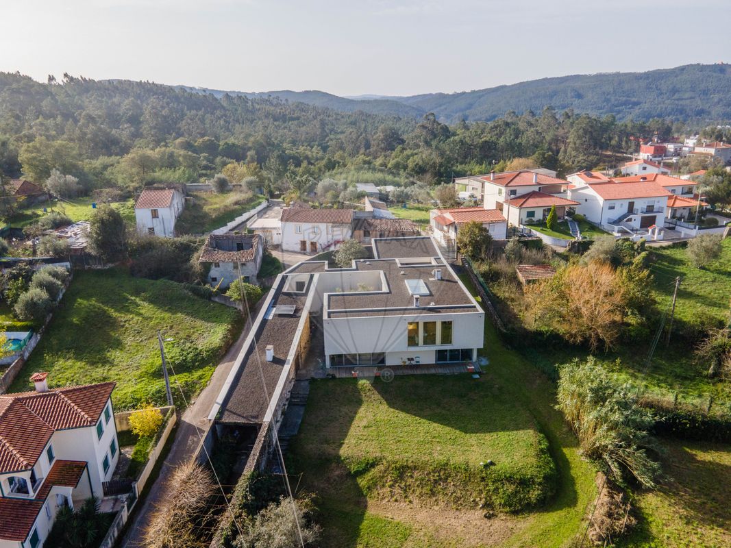 6 غرف نوم منزل في Miranda do Corvo, Portugal رقم 165307