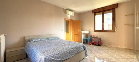 4 rooms Villa in Soliera, Italy No. 144905 23