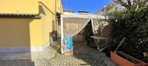 4 rooms Villa in Soliera, Italy No. 144905 5