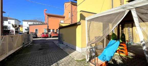 4 rooms Villa in Soliera, Italy No. 144905 6