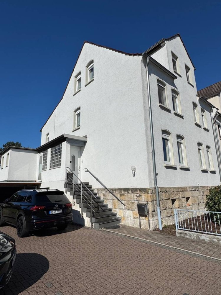 6 rooms Townhouse in Kassel, Germany No. 172484