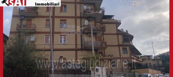 5 bedrooms Apartment in Rome, Italy No. 330793 45