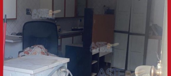 5 bedrooms Apartment in Rome, Italy No. 330793 11