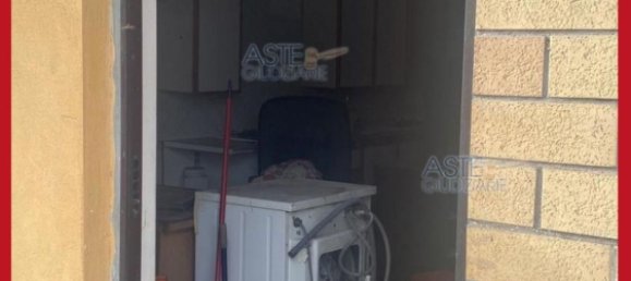 5 bedrooms Apartment in Rome, Italy No. 330793 10