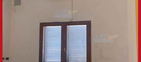 5 bedrooms Apartment in Rome, Italy No. 330793 18