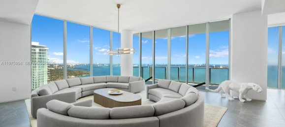 4 dormitorios propiedad comercial en venta en Miami, Miami-Dade, Florida, USA № 615204 22