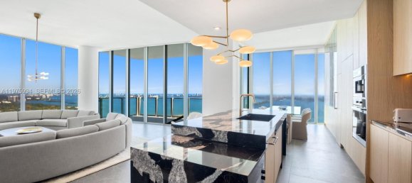 4 dormitorios propiedad comercial en venta en Miami, Miami-Dade, Florida, USA № 615204 15