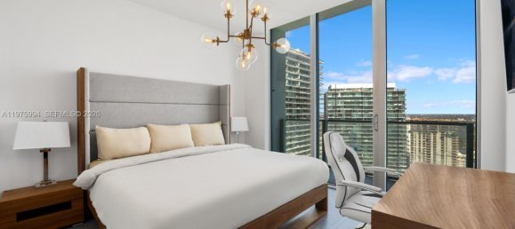4 dormitorios propiedad comercial en venta en Miami, Miami-Dade, Florida, USA № 615204 3