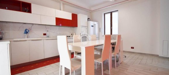 Casa de 3 dormitorios en Lurago Marinone, Italy No. 356827 3