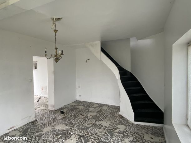 Casa de 3 habitaciónes en Hesdigneul-les-Boulogne, France No. 313376