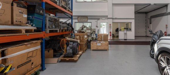599m² Warehouse in Seixal, Portugal No. 98998 31