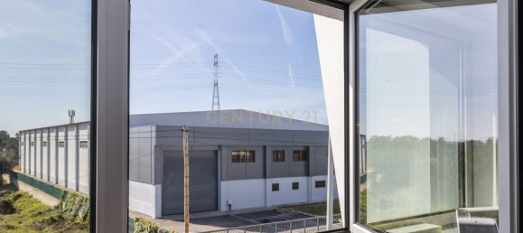 599m² Warehouse in Seixal, Portugal No. 98998 24