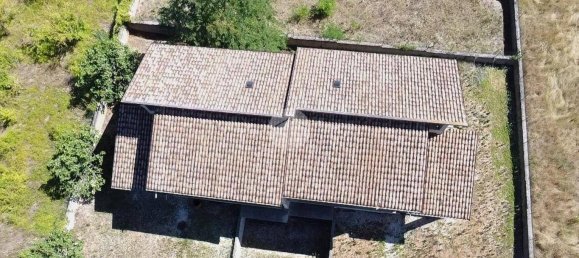 6 غرف نوم فيلا في Avezzano, Italy رقم 348522 14