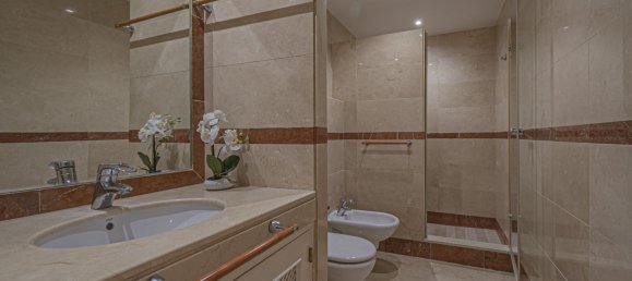 2 bedrooms Apartment in Marbella, Spain No. 152910 16