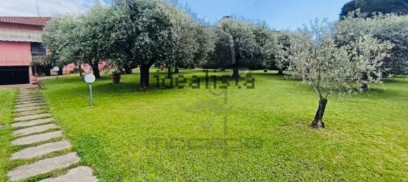 8 غرف نوم فيلا في Carrara, Italy رقم 325383 4