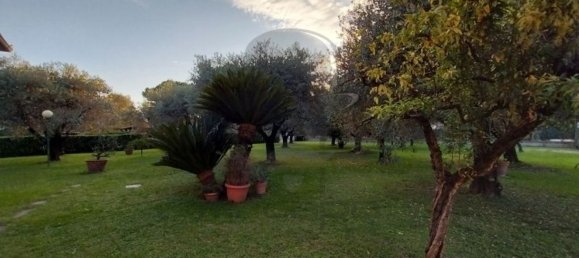 8 غرف نوم فيلا في Carrara, Italy رقم 325383 38