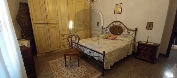 8 غرف نوم فيلا في Carrara, Italy رقم 325383 23