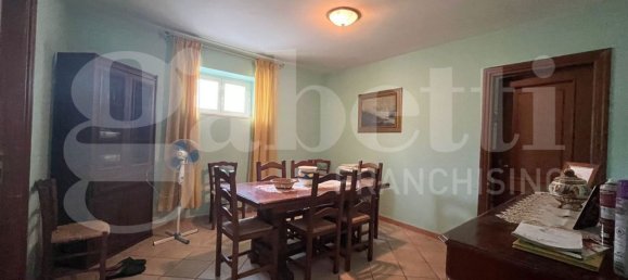 11 rooms House in Piedimonte Matese, Italy No. 63727 12