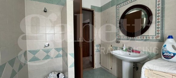 11 rooms House in Piedimonte Matese, Italy No. 63727 24