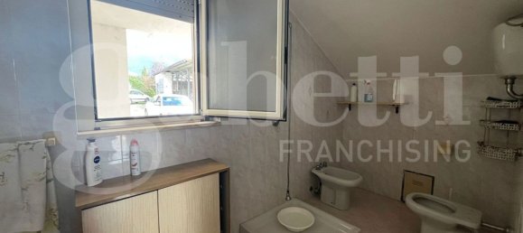 11 rooms House in Piedimonte Matese, Italy No. 63727 15