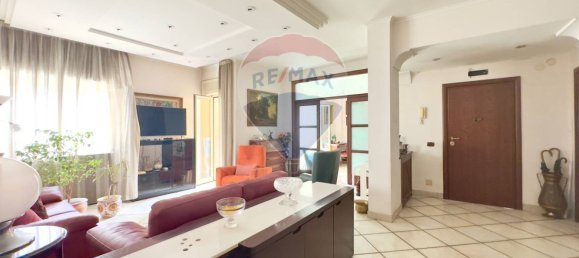 3 bedrooms Apartment in Naples, Italy No. 325908 6