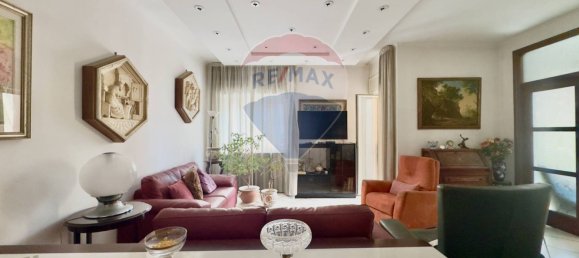 3 bedrooms Apartment in Naples, Italy No. 325908 5