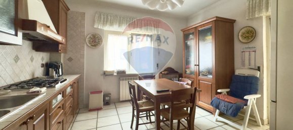 3 bedrooms Apartment in Naples, Italy No. 325908 12