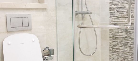 1 room Office in District 1, Vietnam No. 17085 2